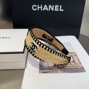 CHANEL Woven Straw and Black Headband